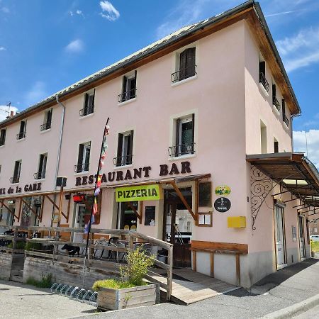 Hotel De La Gare Briançon Esterno foto